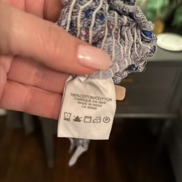 AE Sport blouse - Picture 6 of 7